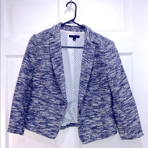 Ann Taylor Jackets & Blazers - 🦚2xHP🦚Ann Taylor navy boucle blazer